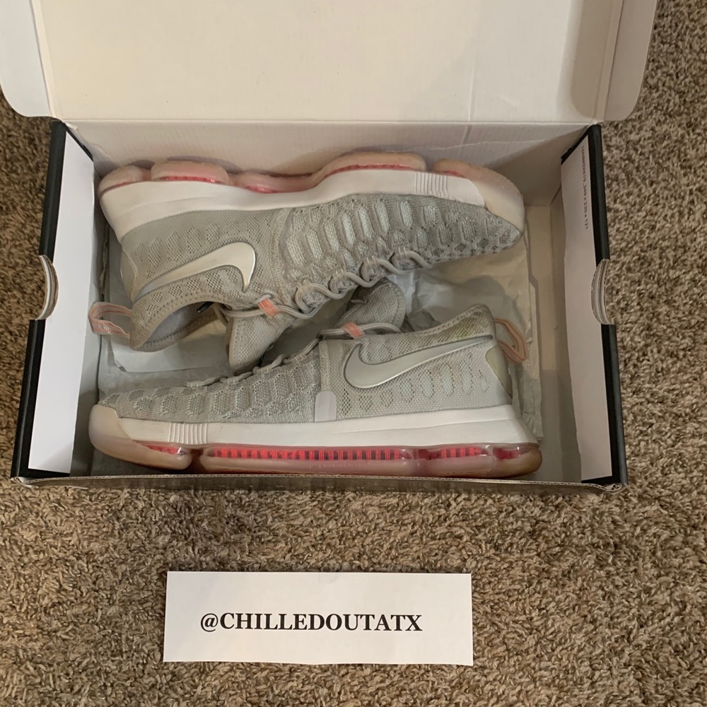 Nike zoom Kd 9 Preheat size 9.5 basketball shoe